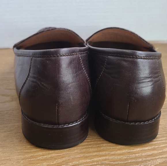 Vionic Men's Classic Slip-on Loafers, Size: 10 Color: Brown - Picture 10 of 15